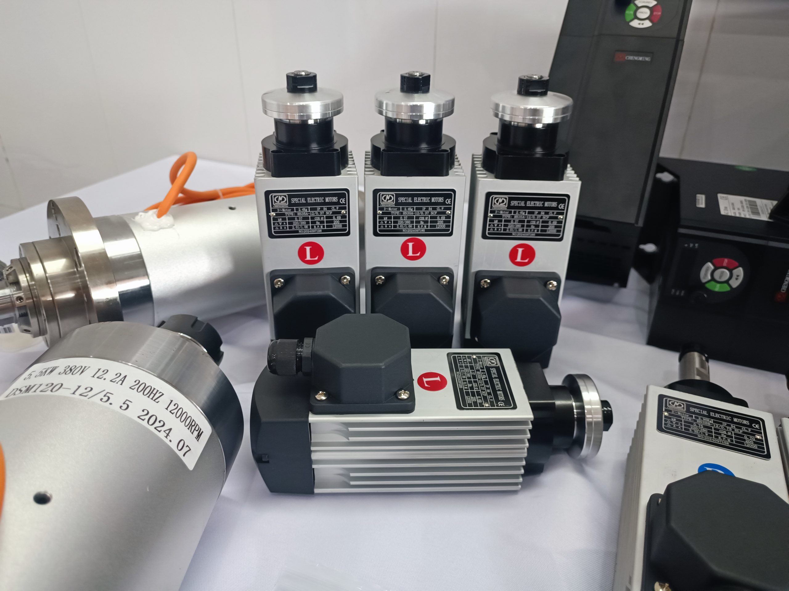 Motor Cao Tốc Chengming Motor Cao Tốc Chengming